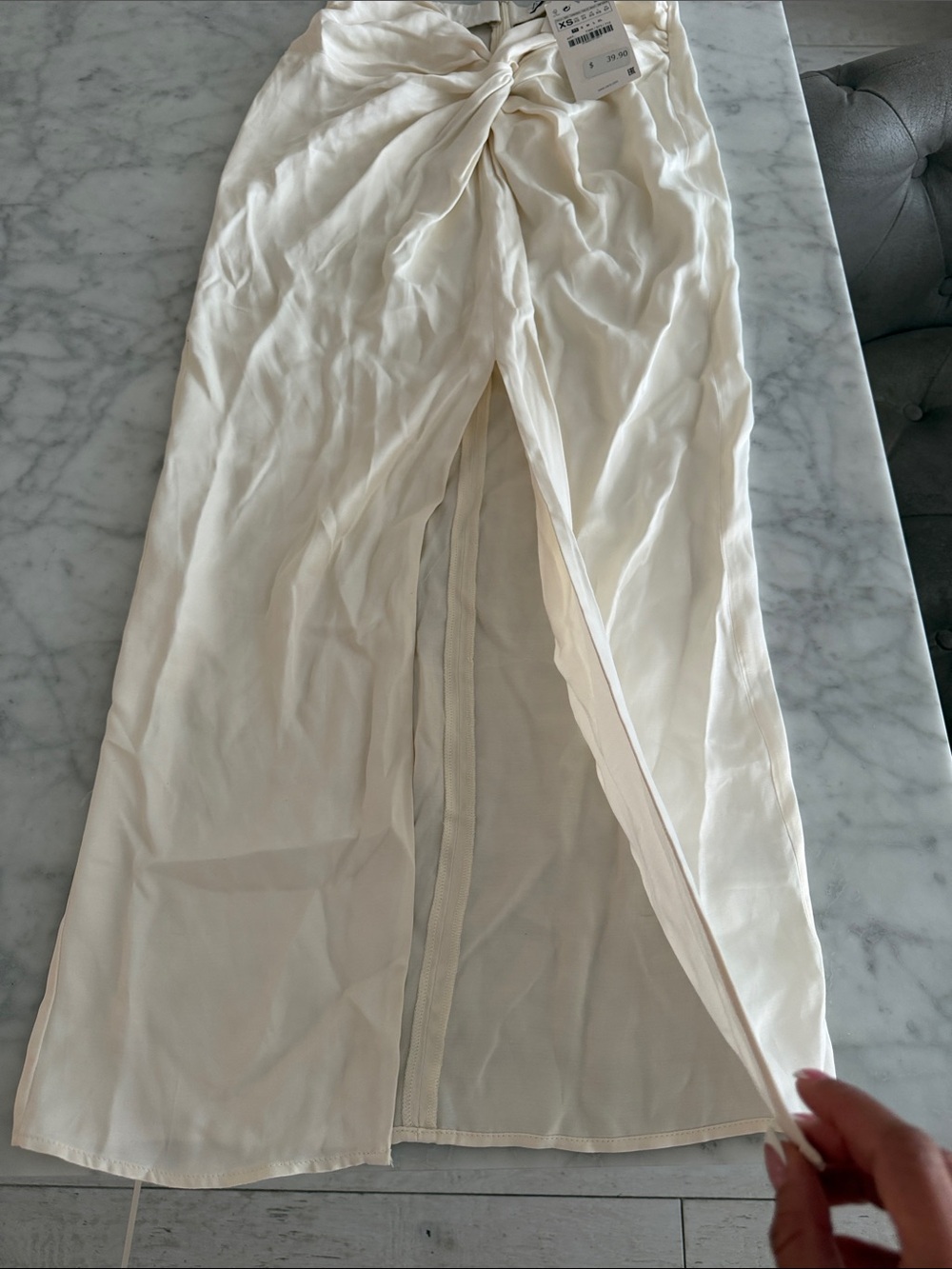 Zara Cream Satin Like Twist-Front Maxi Skirt - Picture 5 of 8